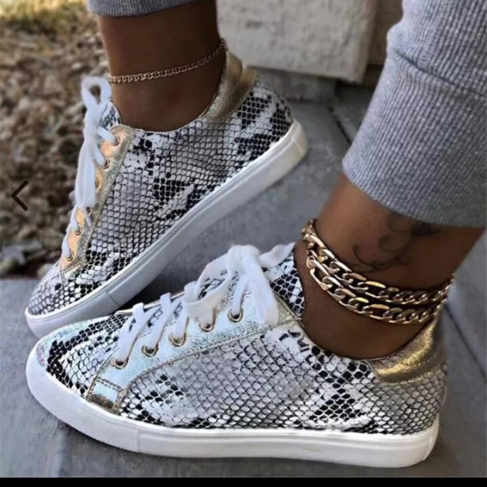 Women Sneakers